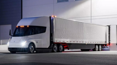 Tesla delivers its first electric truck to Pepsi after 3 years