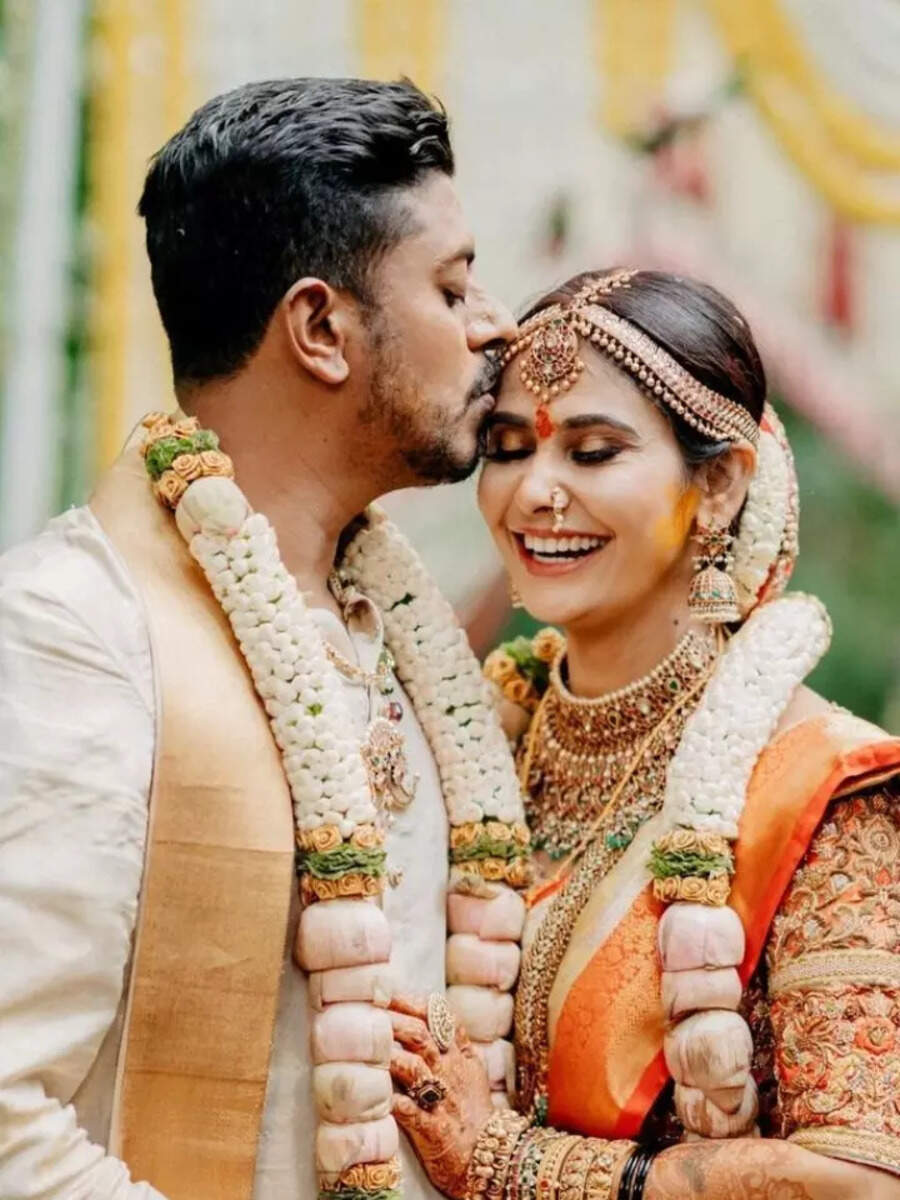 Throwback Pictures From Kavya Gowda s Big Fat Indian Wedding Times Of 
