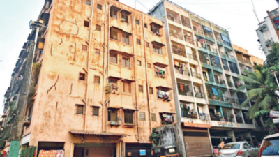 Navi Mumbai: SC orders 165 families out to raze illegal buildings