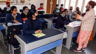 Govt schools in Delhi to stay shut today for MCD polls