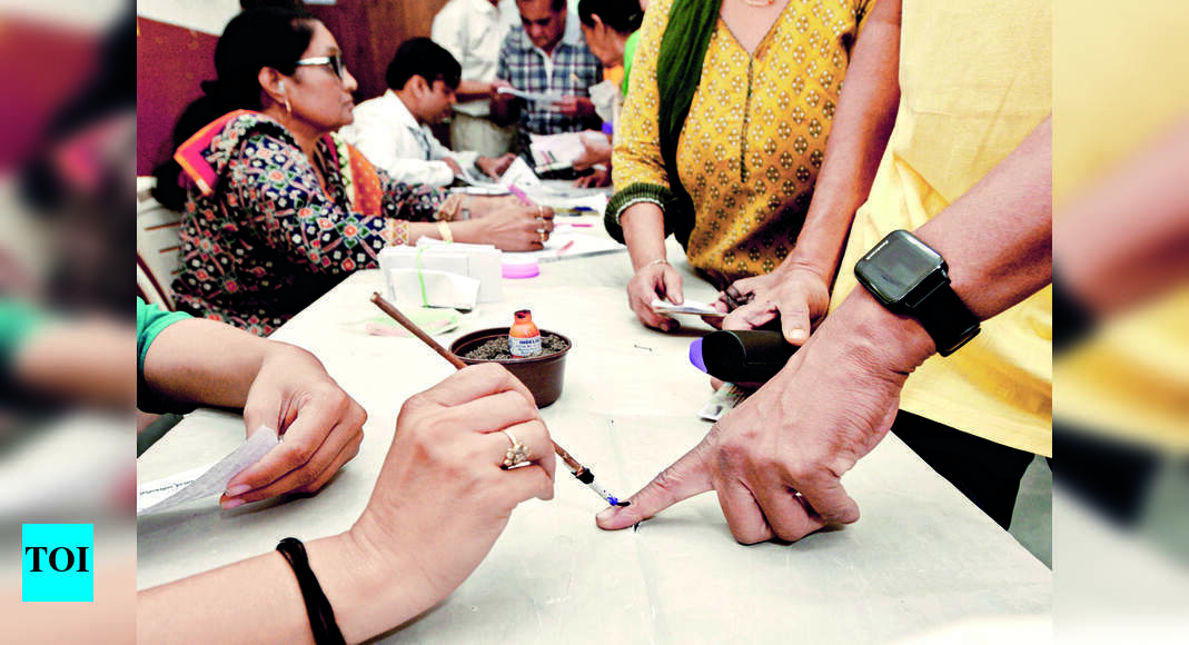 सूरत मतदान के आंकड़े संशोधित, .52% की वृद्धि |  सूरत समाचार – टाइम्स ऑफ इंडिया