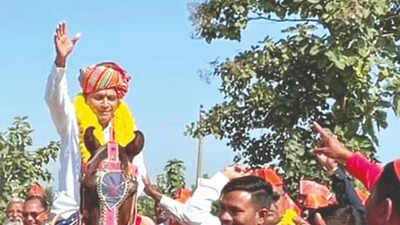 Gujarat assembly elections: Aggressive Godhra campaigns don religious hues