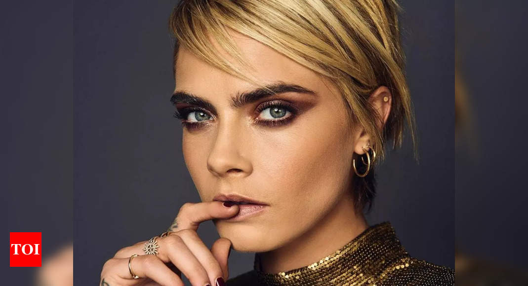 Cara Delevingne Opens Up About Her Sexuality Journey On Planet Sex English Movie News 3023