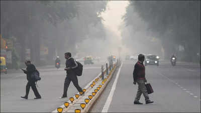 Delhi's maximum temperature settles at 26.4 degrees Celsius, AQI 'very poor'