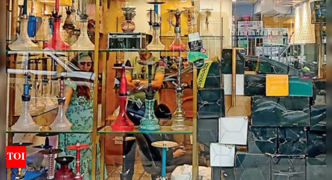 Many Kolkata homes carrying forward history of hookah for generations