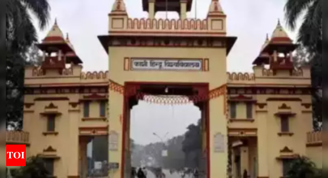 Banaras Hindu University: Varanasi: Over 35,000 To Get Degrees At 102nd ...