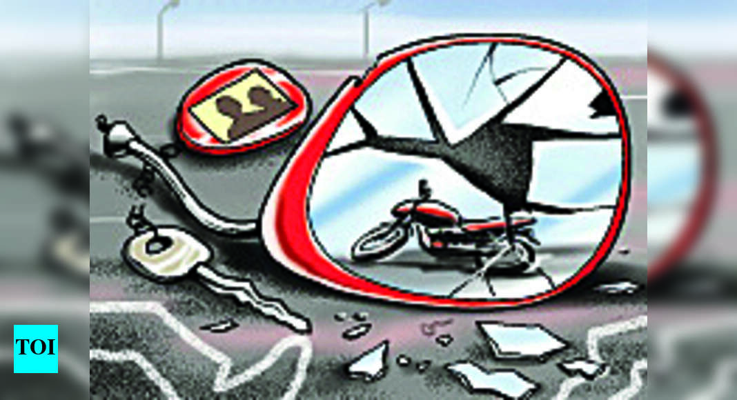 Bilaspur: Biker Dies As Speeding Trailer Hits Bike | Raipur News ...