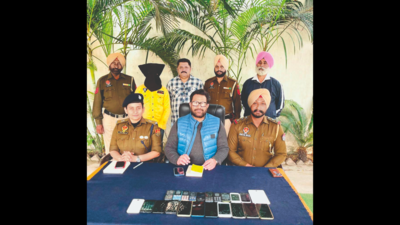 Punjab: Man held for selling stolen mobile phones