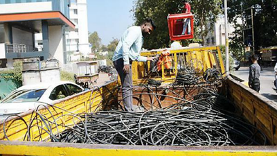 Aurangabad Municipal Corporation seized over 97,000 meter of illegal cables in city so far