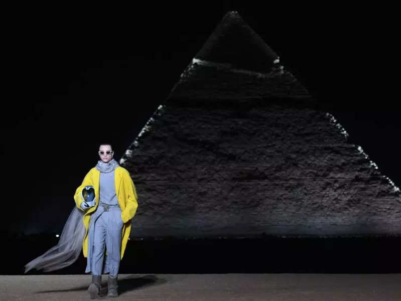 Dior showcases fashion in shadow of Egypt’s pyramids Times of India