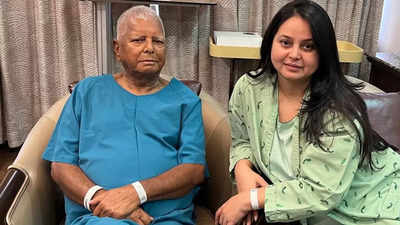 Lalu Prasad's kidney transplant surgery in Singapore successful: Tejashwi Yadav