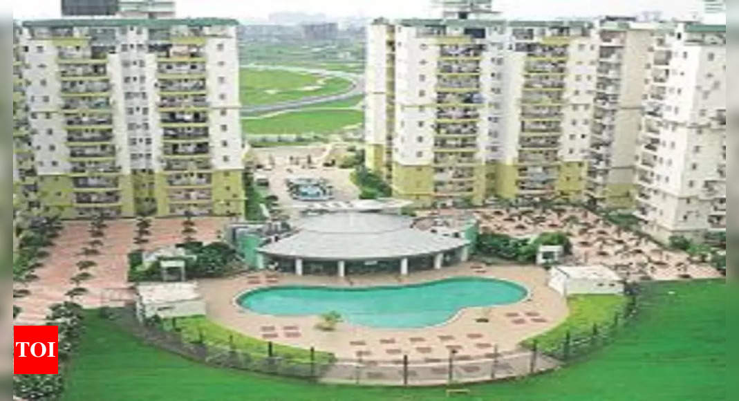 noida-society-asks-bachelor-tenants-to-vacate-says-pgs-being-run-in