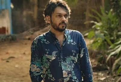 Twitter war erupts between 'Kantara' fans and 'Tumbbad' creative director Anand Gandhi