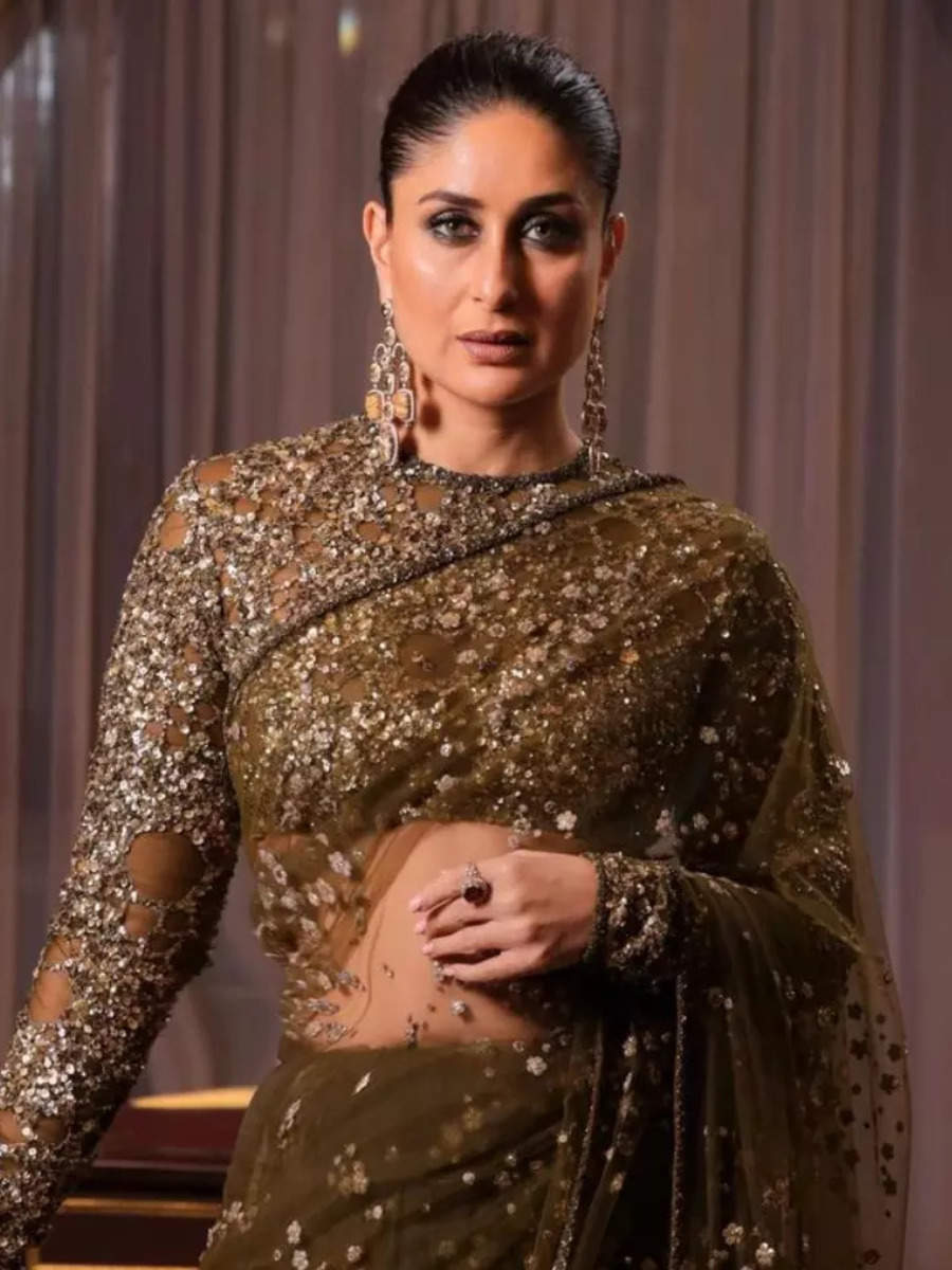 Times Kareena Kapoor Khan Turned Heads In Sari Times Of India 