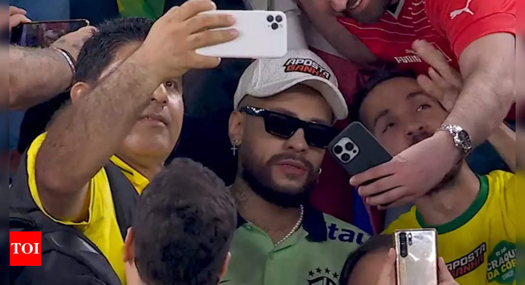 Watch: Neymar doppelganger attracts a lot of attention at FIFA World Cup in Qatar | Football News – Times of India