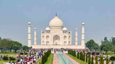 Can’t reopen history after 400 years: Supreme Court on Taj Mahal