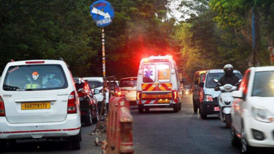 Goa: Zuari accident sparks major jam, students, fliers stranded for 3 hours