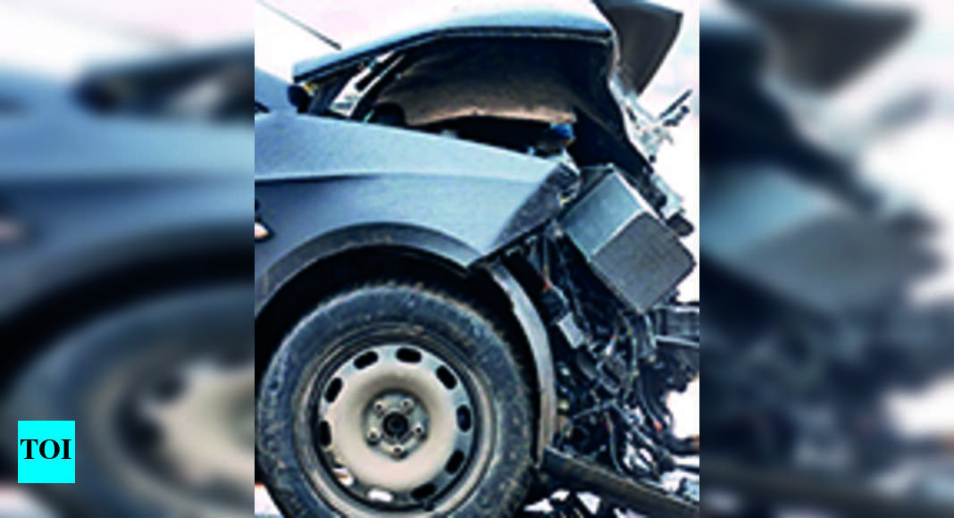 Rewa: Cop Hurt As His Car Rams Truck In Rewa | Bhopal News - Times of India