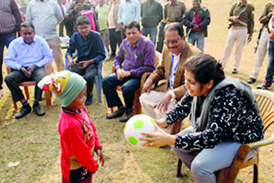 DC visits Sabar village, talks about govt schemes
