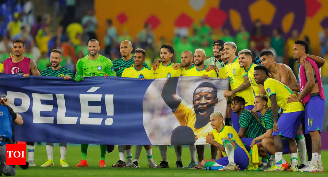 Brazil dedicates World Cup win to ailing football legend Pele