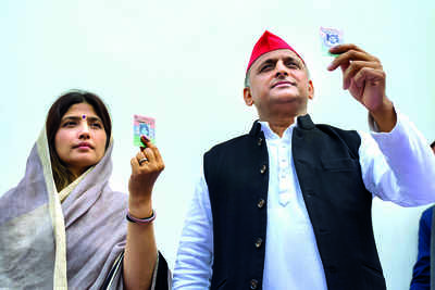 EC working at the behestof Govt, charges Akhilesh