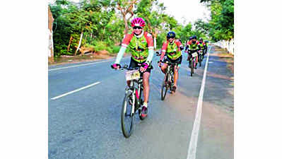 Group plans 13-day cycling tour to promote ecotourism