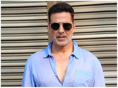 Akshay Kumar begins shooting for debut Marathi movie ‘Vedat Marathe Veer Daudle Saat’