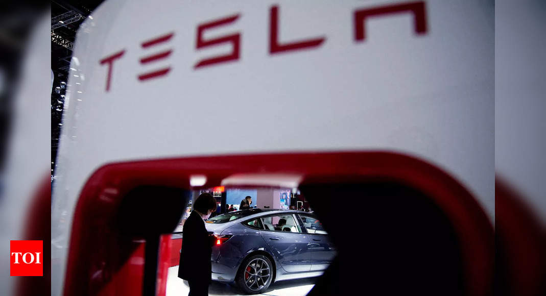 Tesla sold 100,291 China-made electric vehicles in Nov 2022