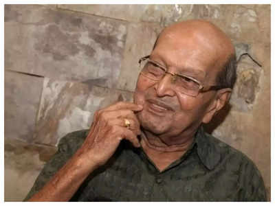 Senior Kannada film director S.K Bhagavan admitted to the hospital in Bengaluru