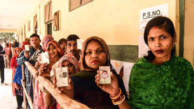 Kejriwal congratulates Delhiites after exit polls show win for AAP in MCD, calls prediction for Gujarat 'positive sign'