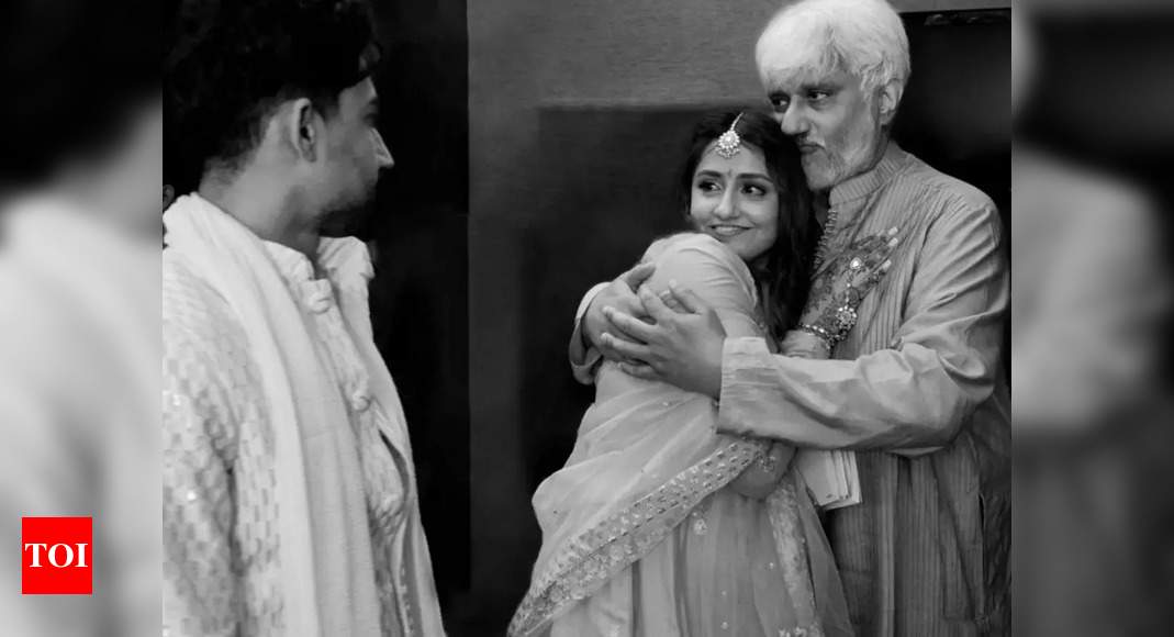 Vikram Bhatt’s daughter, director Krishna Bhatt gets engaged, confirms summer 2023 wedding with Vedant Sharma – Times of India