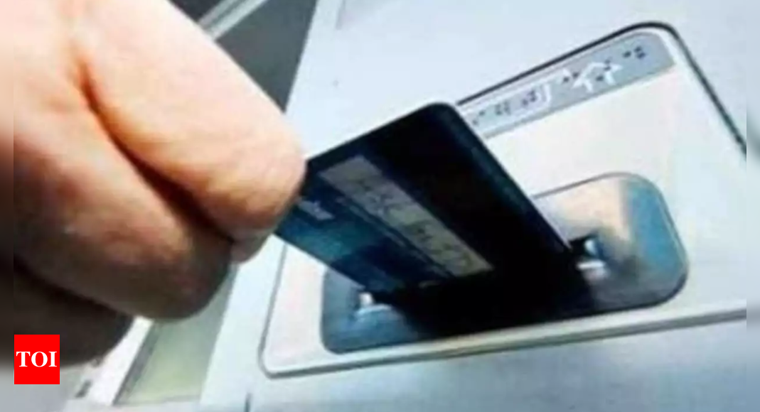 उल्हासनगर में कार्ड स्वैप धोखाधड़ी में मजदूर के 40,000 रुपए गवाएं |  ठाणे समाचार – टाइम्स ऑफ इंडिया