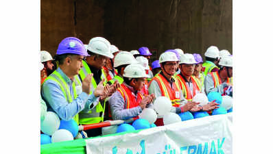 Metro achieves first breakthrough of tunnel boring machine ‘Nana’