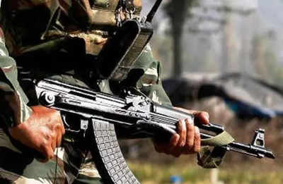 8 scribes working in Kashmir received threat from terrorists online: Govt