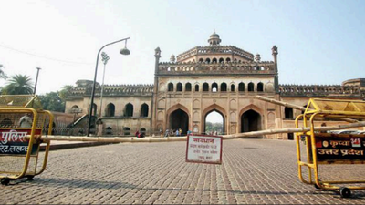 In Lucknow No traffic via Rumi Darwaza until facelift