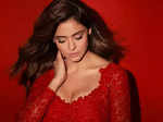 Aamna Sharif charms us all with her stylish pictures in a red saree and long sleeve net blouse