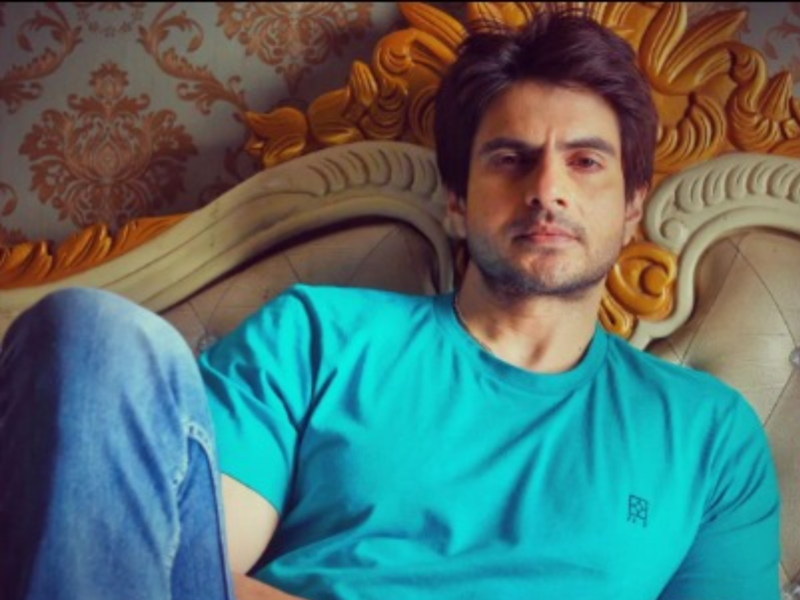 Aashao Ka Savera ..Dheere  Dheere Se's Rahil Azam opens up about how he evaded being typecast, "I avoid playing repetitive characters"