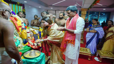 Srinivasa Kalyanam performed at Dokiparru temple on a grand note in Andhra Pradesh