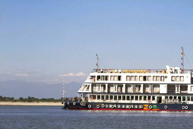 MV Mahabaahu Cruise
