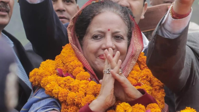 Pratibha, Sukhu, Agnihotri lead race for Congress CM in Himachal
