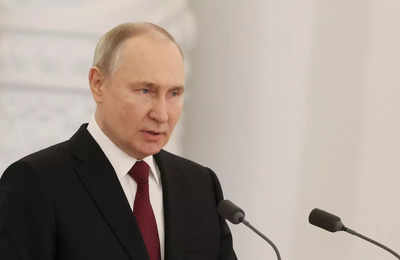 Vladimir Putin: West's desire for global dominance increases conflict risks