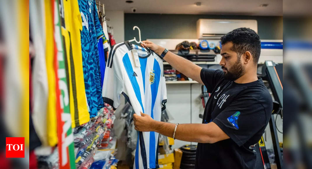 विश्व कप का बुखार चढ़ा, गोवा में बढ़ी जर्सी की बिक्री |  गोवा समाचार – टाइम्स ऑफ इंडिया