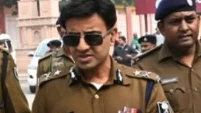 Bihar IPS officer Amit Lodha who inspired web series faces graft charge