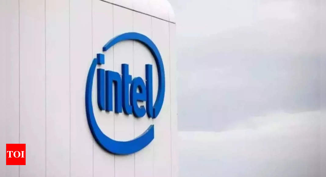 Intel begins layoffs, offers unpaid leave to thousands of employees: Reports – Times of India