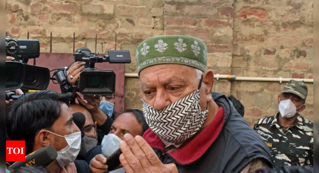 Jammu and Kashmir can’t develop till people’s democratic rights are guaranteed: NC chief Farooq Abdullah | India News – Times of India