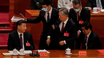 5 unprecedented events that threw Chinese political circles into chaos
