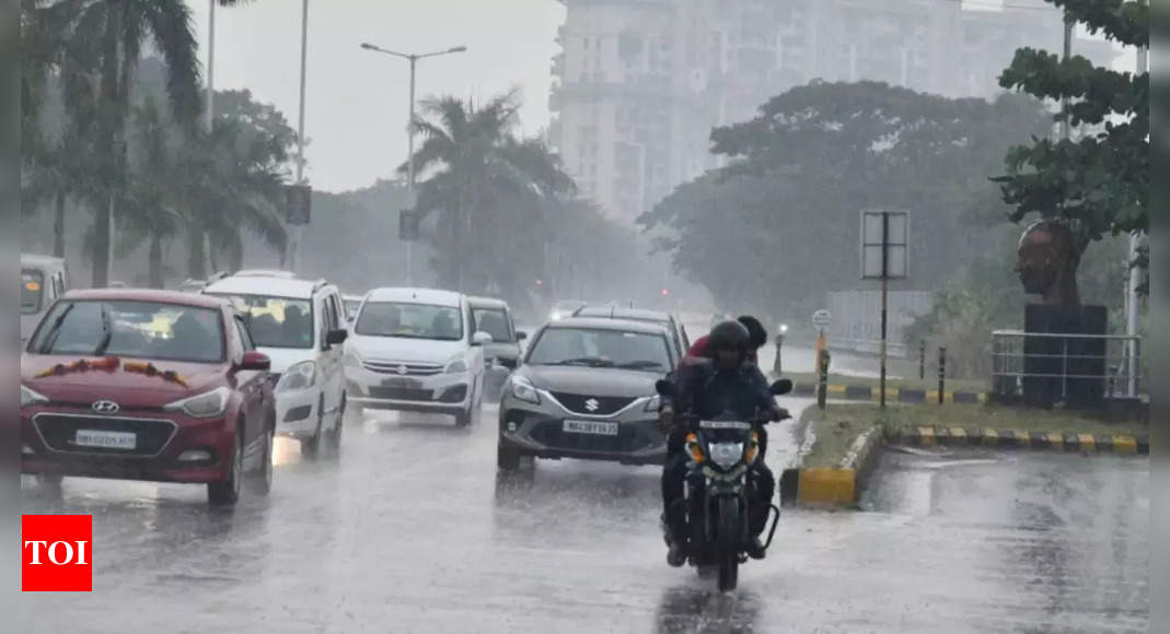 महाराष्ट्र में आज हल्की बारिश, गरज के साथ छींटे और आसमान में बादल छाए रहने की संभावना |  ठाणे समाचार – टाइम्स ऑफ इंडिया