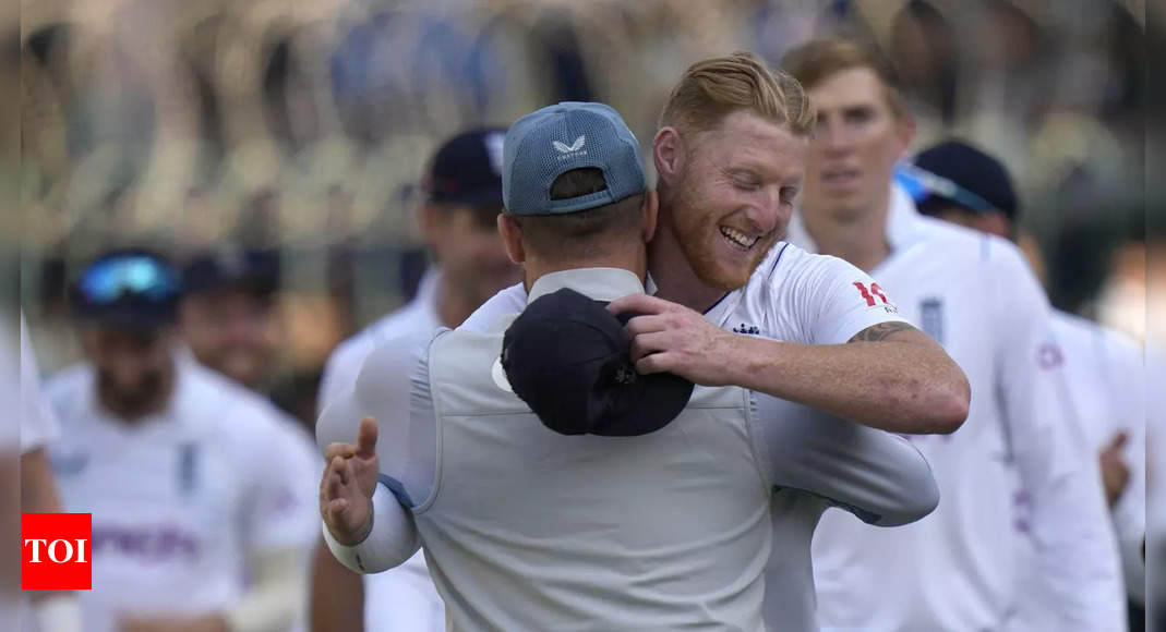 Pakistan vs England, 2nd Test: England win by 26 runs in Multan to seal series | Cricket News – Times of India