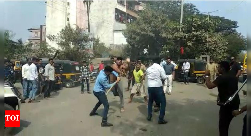 उल्हासनगर में एकनाथ शिंदे के शिवसेना गुट के दो गुटों के बीच झड़प में दो घायल |  ठाणे समाचार – टाइम्स ऑफ इंडिया