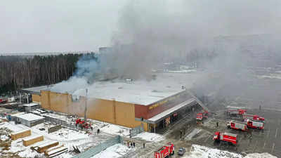 Fire guts second Moscow region shopping centre in four days